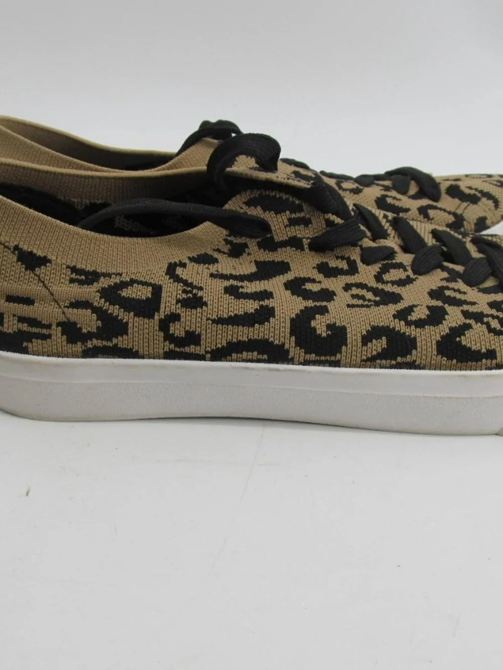 Leopard Animal Print Women's Lace Sneakers Slip on Size 11 Shoes Jelly Pop